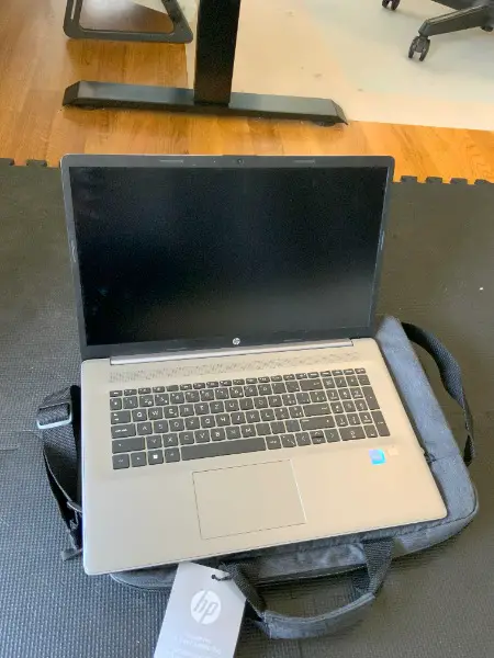 HP 470 G8 Notebook