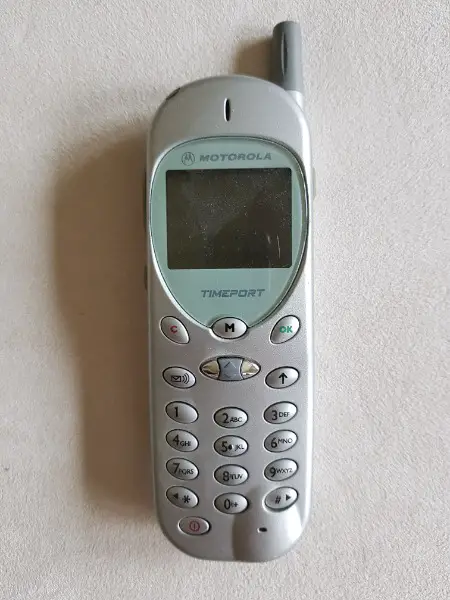 Motorola Kulthandy, Sammlerstück, defekt